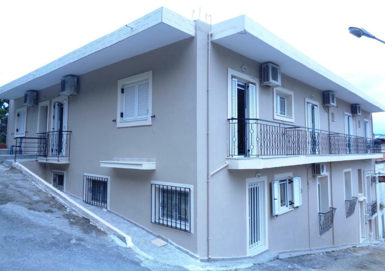 Hotel Angela Loutra Edipsou  Exterior foto